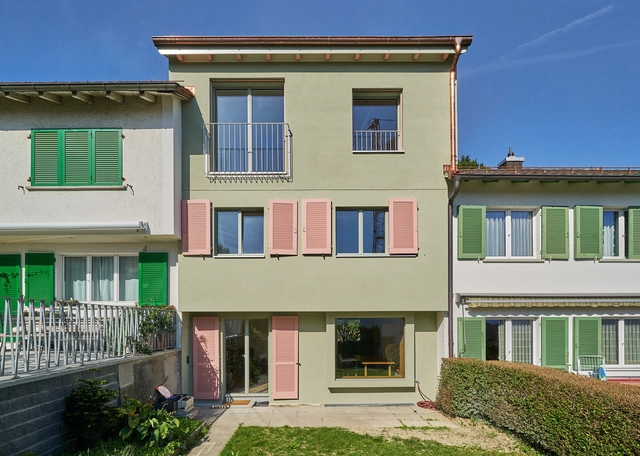 Reconstrucción en Birmensdorferstrasse / baubüro in situ - Fotografía exterior, Casas
