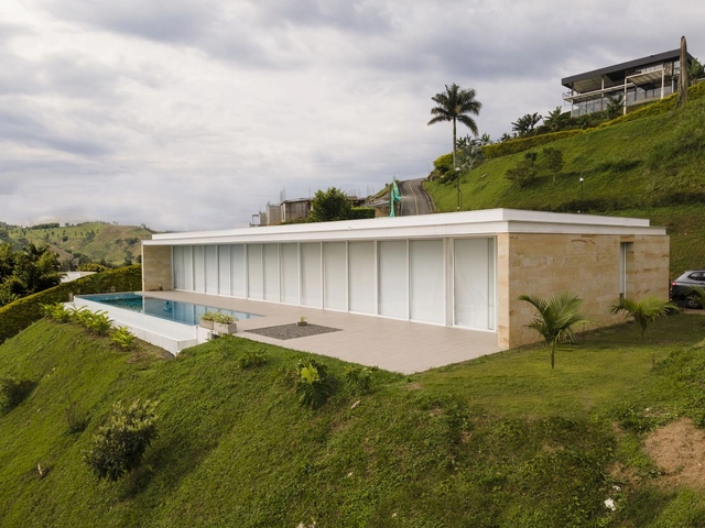 Casa Uribe Quiñones / Arquitecto Daniel Uribe - Fotografía exterior, Decoración Y Ornamento, Jardín, Fachada