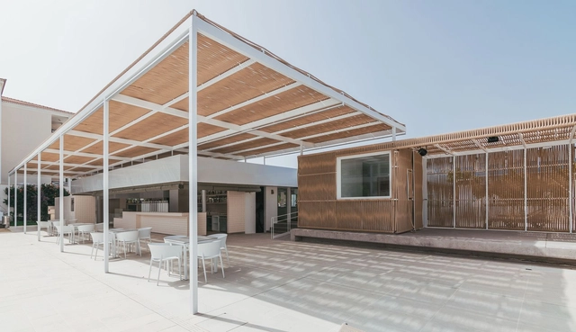 Remodelación hotel Parque la Paz / equipo olivares arquitectos + Jorge Díaz Estudio - Fotografía exterior, En Detalle, Fachada