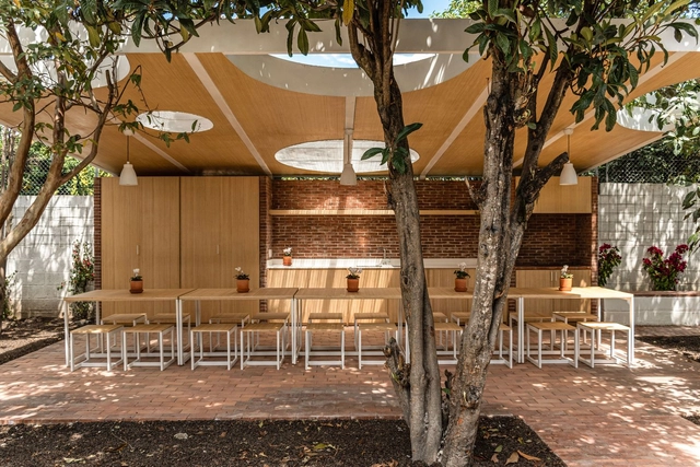 Refeitório no Jardim / URLO Studio + Juan Ruiz + Amelia Tapia - Fotografia de Interiores, Em Detalhe, Cadeira