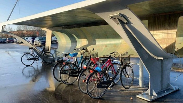 Pás de turbinas eólicas viram bicicletários na Dinamarca - Imagem de Destaque