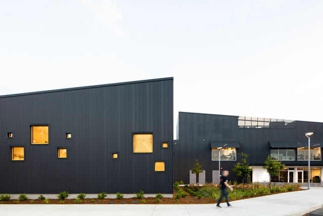 Piedmont Hills 高中科学和生活技能综合楼 / LPA - 建筑图, 高中, 表皮