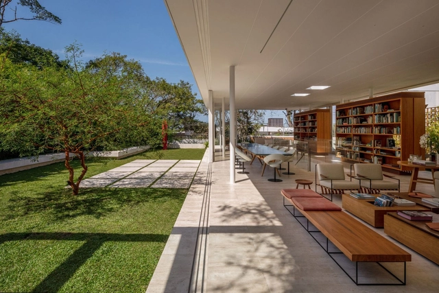 Annex House of Books  / Siqueira + Azul Arquitetura - Interior Photography, Extension, Table, Bench