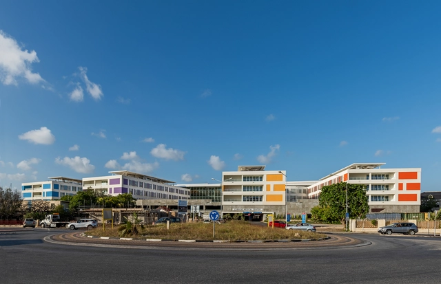 Hospital Nobo Otrobanda Curaçao / OZ - Exterior Photography, Hospital 