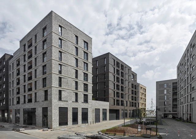 Baakenhafen Residential Complex / Max Dudler - Exterior Photography, Apartments, Facade