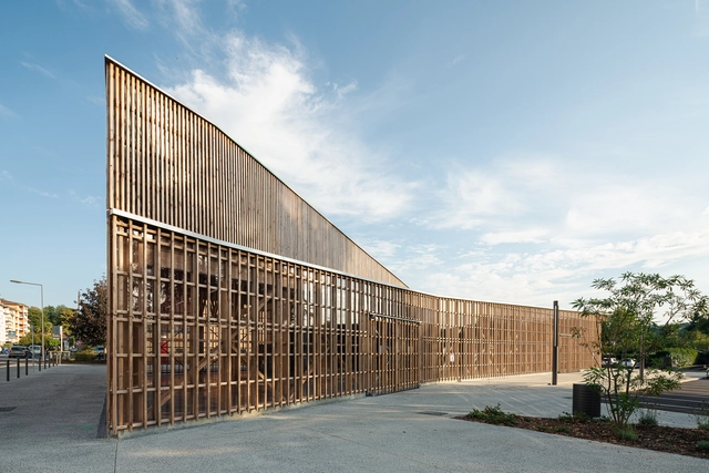 Explorando o brise-soleil na França: exemplos aplicados em projetos  - Imagem de Destaque