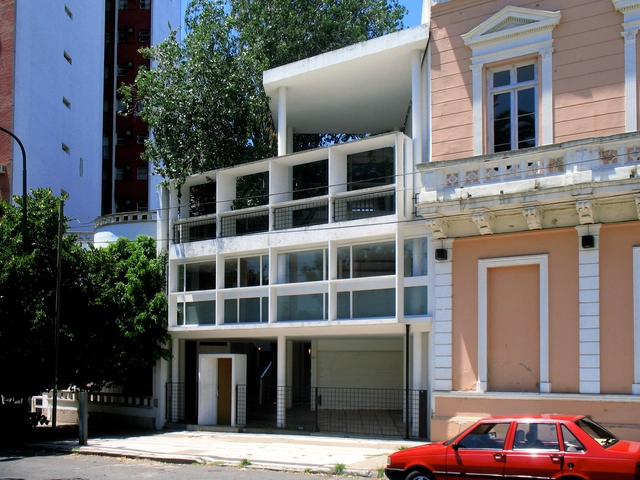 Le Corbusier, arquitetura moderna e cinema: entrevista com Paula Vilela e Gustavo Novais - Imagem de Destaque