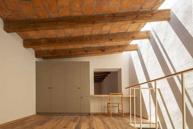 Departamentos Castro / NAAG arquitectura - Fotografía interior, Apartamentos, Fijación Vigas, Fachada, Barandas, Arco