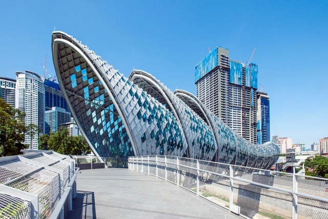 Pintasan Saloma Bridge / VERITAS Design Group - Exterior Photography, Pedestrian Bridge, Facade
