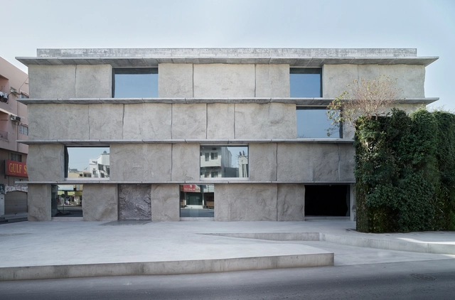 35 Green Corner Building / Studio Anne Holtrop - Exterior Photography, Learning, Facade