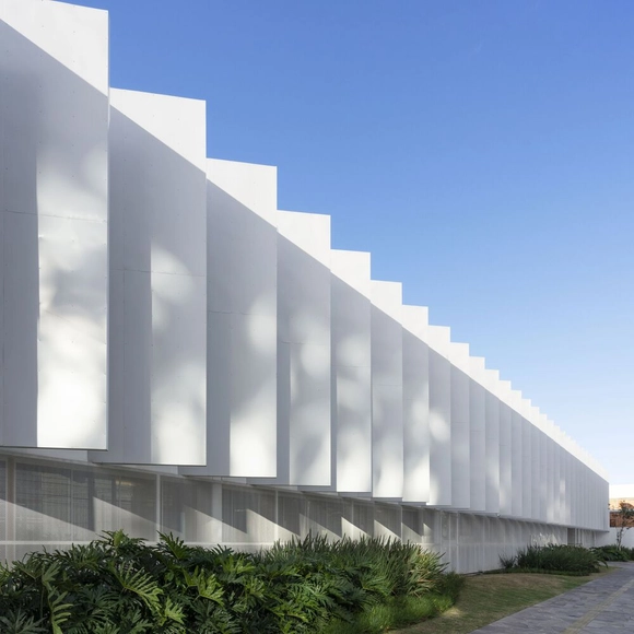Sede da Unicred / Arquitetura Nacional - Fotografia de Exterior, Interiores De Escritórios