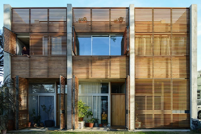 Three Malvín triplexes / Estudio Cabrera - Exterior Photography, Houses