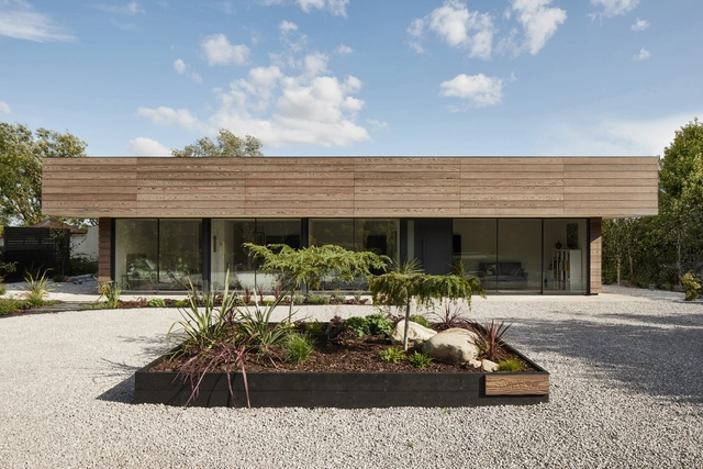 Sayang House / Carlos Gris Studio - Exterior Photography, Houses, Door