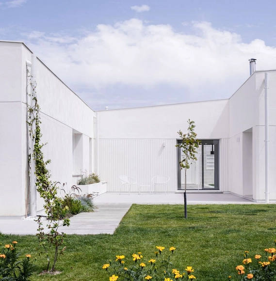 Casa Banlusa / Sara Acebes Anta - Fotografía exterior, Sustentabilidad