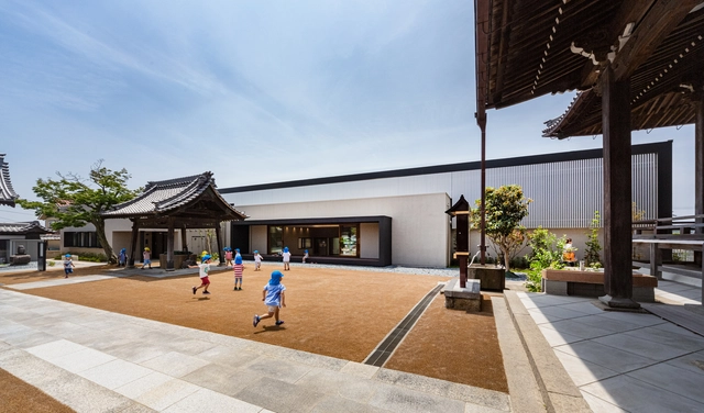 IZY 幼儿园和托儿所 / 日比野设计+幼児の城 - 建筑图, 幼儿园