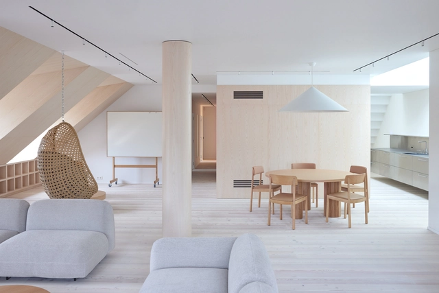 ‘第一座’砖制建筑改造，Zverynas 公寓 / HEIMA architects - 室内图, 公寓室内设计