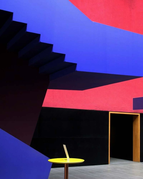 "Cor é vida!": série de fotos mostra a importância das cores e formas na arquitetura de Ruy Ohtake - Imagem de Destaque