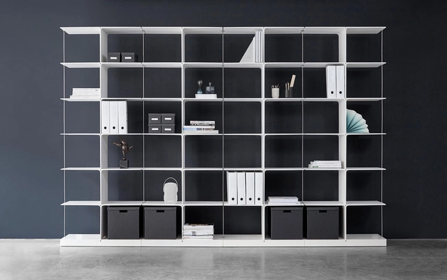 Home Office Desks: 10 Examples for a Professional and Personal Workspace - Featured Image