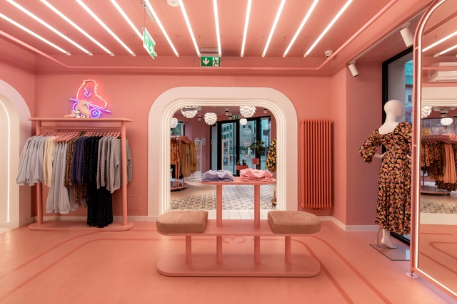 LAURELLA Fashion Store  / mode:lina - Interior Photography, Retail 