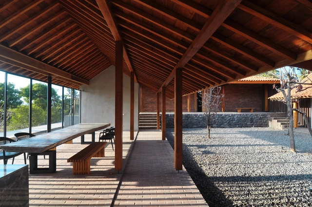 Omah Djawa House / Budi Pradono Architects - Interior Photography, Houses, Beam