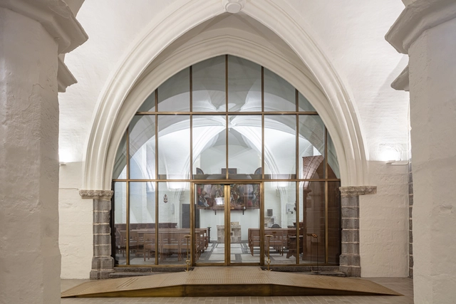 凡· 艾克兄弟《根特祭坛画》翻修 / Bressers Architecten - 室内图, 修复项目, 门, 表皮