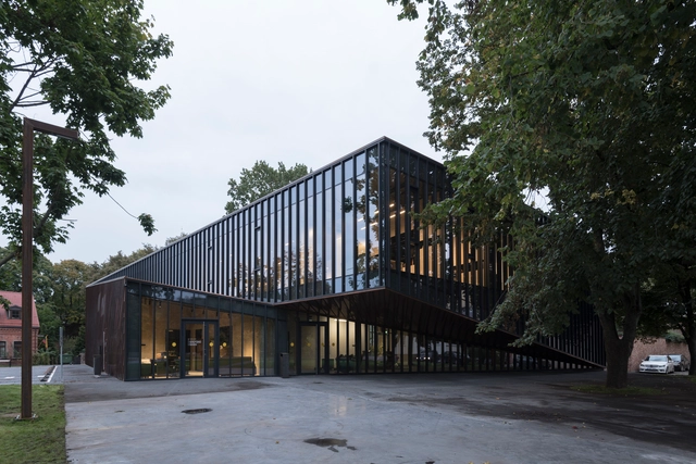 Casa do Basquete da Lituânia / Architectural Bureau G.Natkevicius & Partners - Fotografia de Exterior, Museu, Fachada