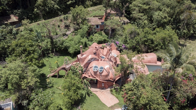 Un recorrido fotográfico por la "Casa de los milagros" del arquitecto mexicano Danilo Veras Godoy - Imagen Principal