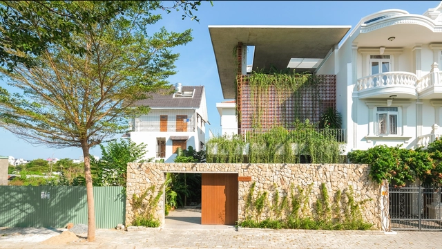 Freedom House / Chơn architecture - Exterior Photography, Houses