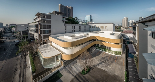 曼谷 HELSINKI 国际学校 / ForX Design Studio - 建筑图, 中小学校, 表皮
