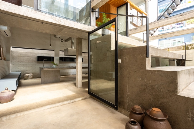 ＂雕刻＂家的空间／Saola Architects - 室内图, 艺术与建筑