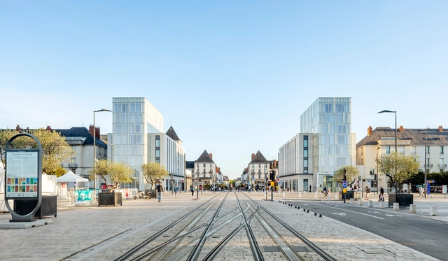 Porte de Loire Hotels / Arte Charpentier - Exterior Photography, Services 
