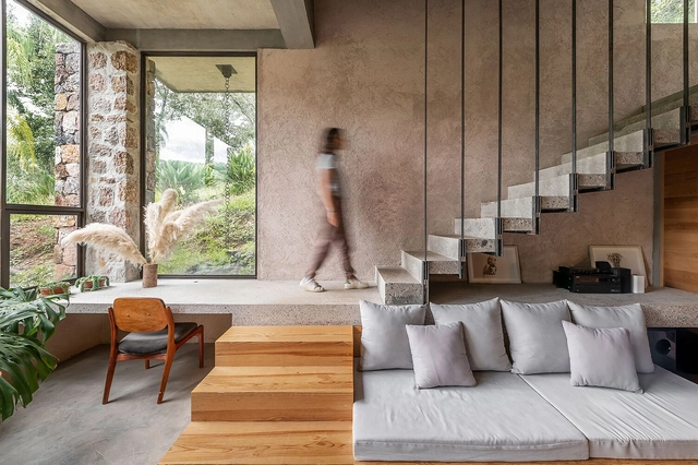 Casa Chulavista  / Luis Carbonell - Fotografía interior, Ampliación, Fijación Vigas, Fachada, Mesas, Sillas