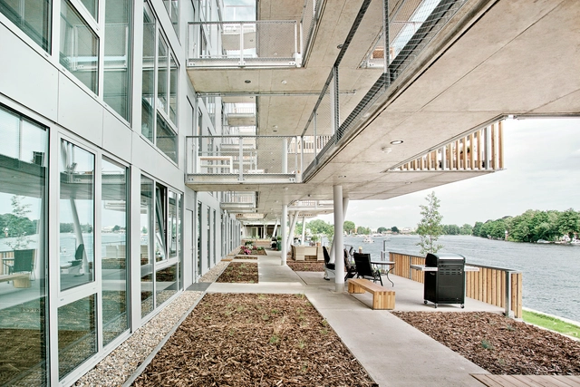 Footbridge on the water Residential Building / LOVE architecture and urbanism - Interior Photography, Apartments, Facade