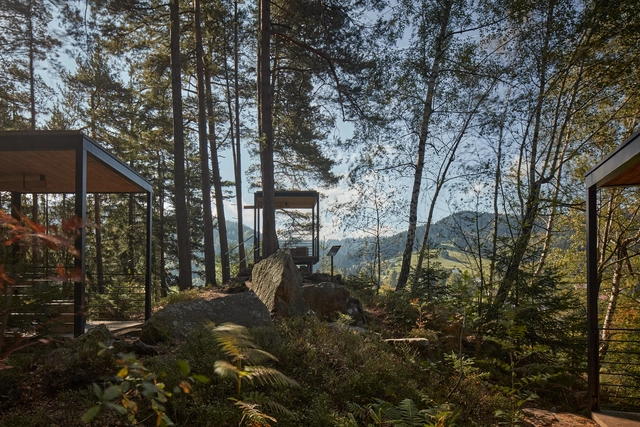 Mirante Sobre a Pedreira / henkai architekti + Zahrada-Park-Krajina - Fotografia de Exterior, Arquitetura Paisagística