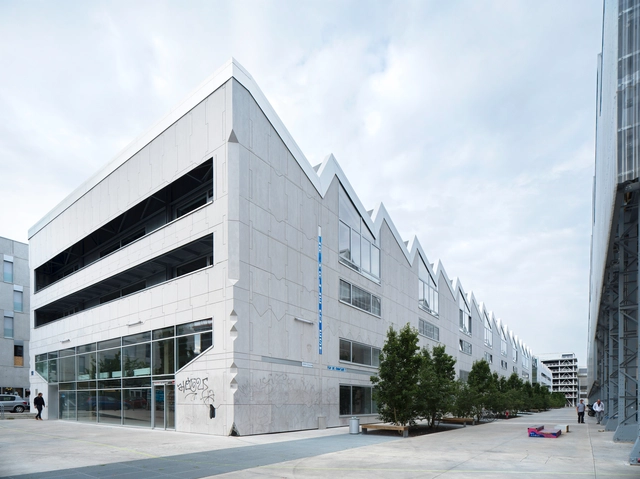 Halle 6 EST Reconversion / Avignon Architecte - Exterior Photography, Cultural Center, Facade
