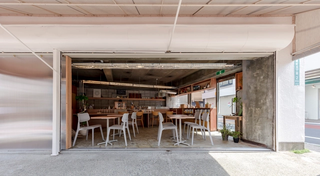 Tea Shop Parvati / Keisuke Hatakenaka Architects Studio - Interior Photography, Coffee Shop, Kitchen, Beam, Door, Facade, Table, Chair