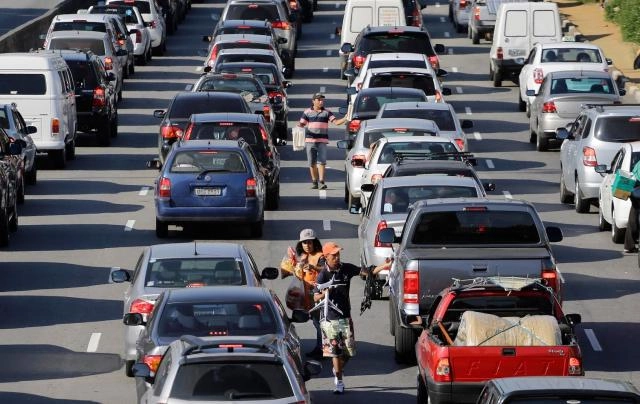 Por que cobrar pelo uso dos carros é uma solução justa e inteligente para a mobilidade sustentável - Imagem de Destaque