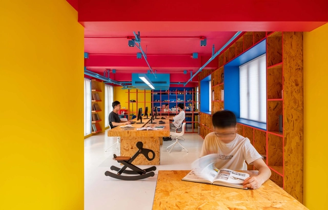 彩色设计工作室 / 张烨建筑事务所 - 室内图, 办公室内设计