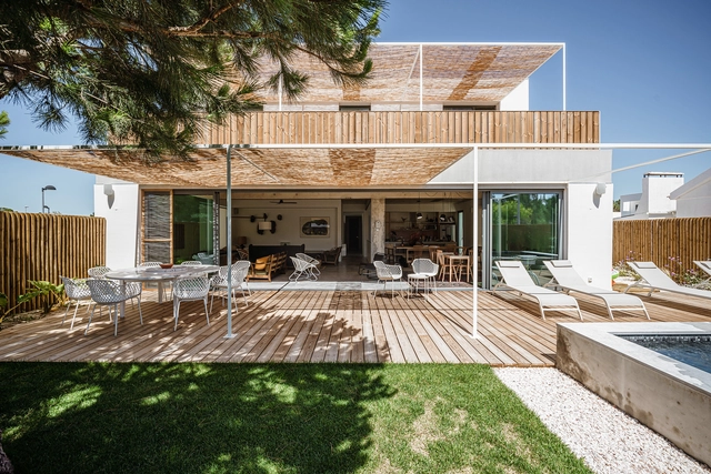 B. Hostel / Pereira Miguel Arquitectos - Exterior Photography, Hotels Interiors, Chair