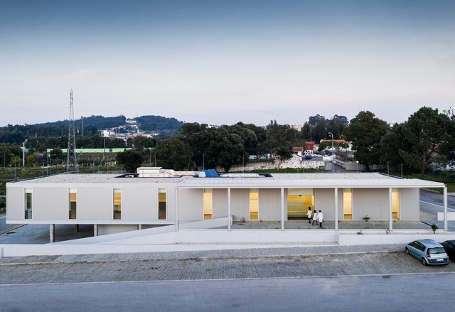 Nefrodouro Hemodialysis Clinic / Ventura+Partners - Exterior Photography, Clinic