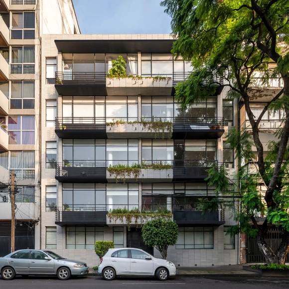 Reforma Pachuca 81 / Namikase Studio - Residencial, Fachada, Balcón