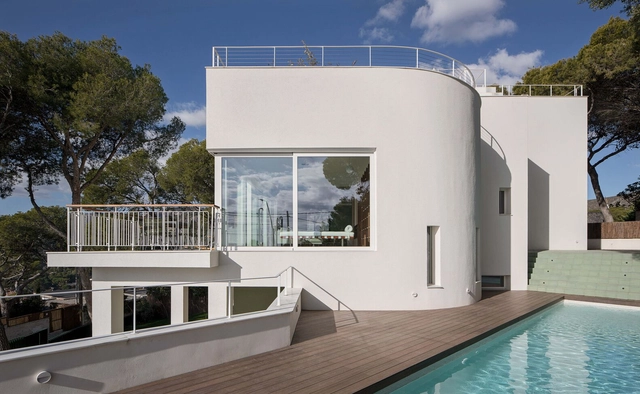 Casa Ronda / Nook Architects - Casas, Fachada, Barandas