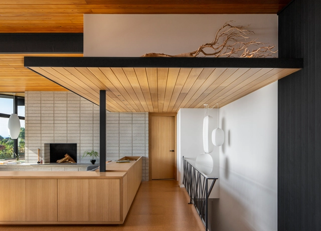 Casa Dorada / SHED Architecture & Design - Fotografía interior, Renovación, Cocina, Fijación Vigas, Mesas, Encimera