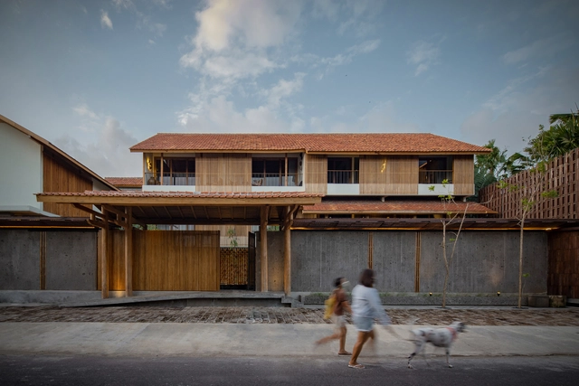回收材料打造亚洲木屋,Tekuni 2号公寓 / DDAP Architect - 建筑图, 公寓