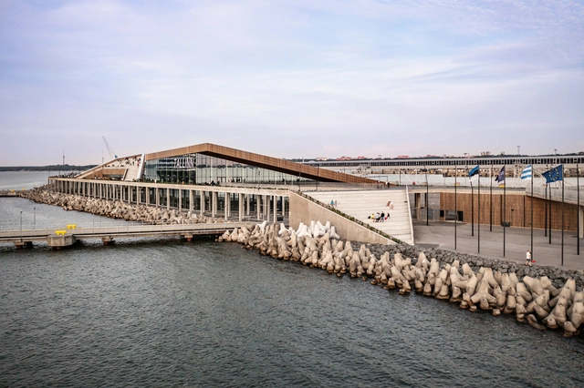 塔林邮轮码头 / Stuudio Tallinn + Salto Architects - 建筑图, 公共建筑, 围栏, 海岸