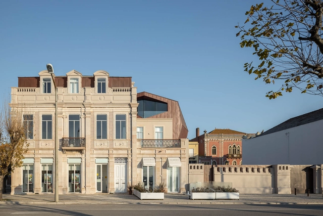 Segunda Piel / danielmsantos, eng + arq - Fotografía exterior, Preservación Histórica, Fachada, Arco, Puerta