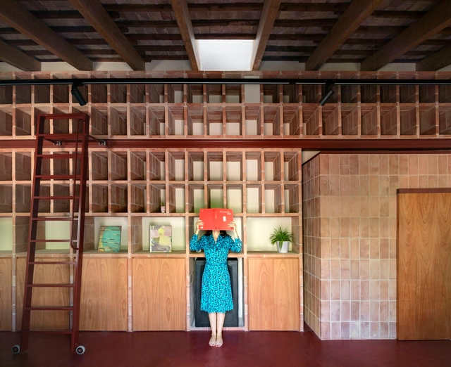 Ca L’Àgata House / El Fil Verd, Estudi d'Arquitectura - Interior Photography, Sustainability & Green Design, Beam, Facade, Lighting