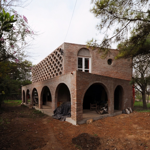 Theater En la Orilla / Estudio Arzubialde - Exterior Photography, Cultural Architecture, Courtyard, Facade, Arch, Arcade
