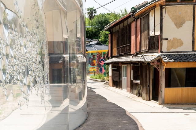 妹岛和世联合策展新展览，探索复兴犬岛的艺术和建筑项目 - 主图
