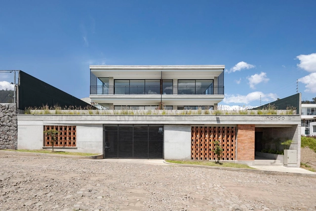 Nendo 大楼 / R3C Diseño y Construcción - 建筑图, 独立住宅, 表皮, 门